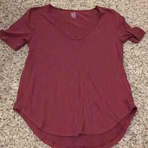 old navy maroon shirt